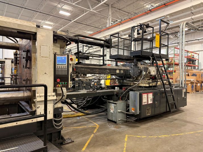 2003 Cincinnati Milacron MM1100